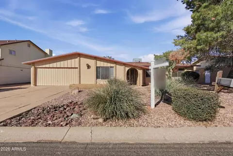 4708 W Lindner Dr, Glendale, AZ 85308