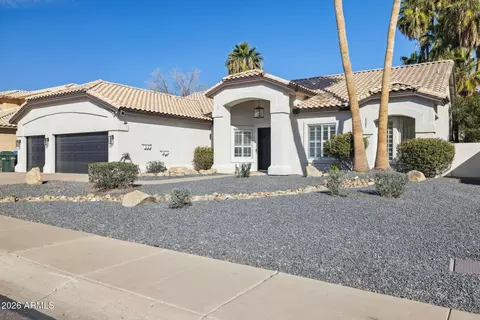 Exterior - 2732 E Hillery Dr, Phoenix, AZ 85032 photo 2 of 4