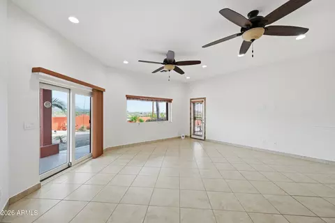 Living - 318 S Goldfield Rd, Apache Junction, AZ 85119 photo 3 of 3