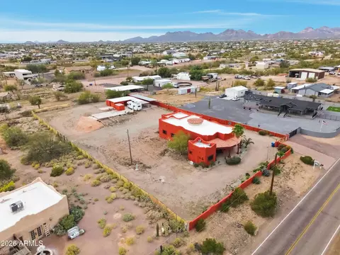 View/Area - 318 S Goldfield Rd, Apache Junction, AZ 85119 photo 3 of 4
