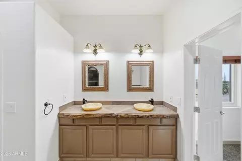 Bath - 318 S Goldfield Rd, Apache Junction, AZ 85119 photo 8 of 9