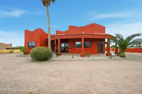 Exterior - 318 S Goldfield Rd, Apache Junction, AZ 85119 photo 4 of 11