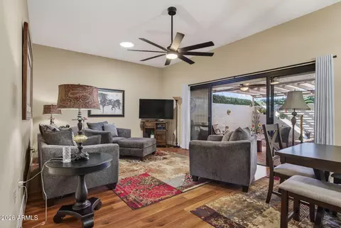 14044 N Palm Ridge Dr, Sun City, AZ 85351