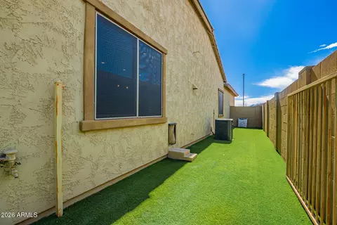 Exterior - 3888 E Chestnut Ln, Gilbert, AZ 85298 photo 7 of 8