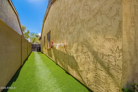 Exterior - 3888 E Chestnut Ln, Gilbert, AZ 85298 photo 6 of 8