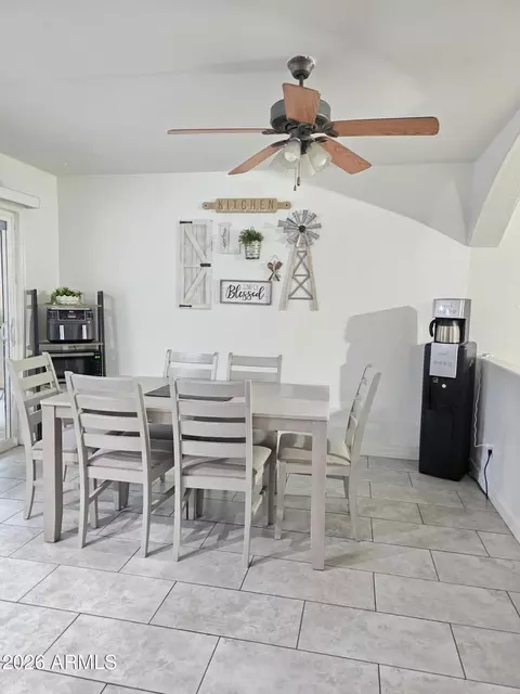 Dining - 8109 W Montecito Ave, Phoenix, AZ 85033 photo 1 of 2