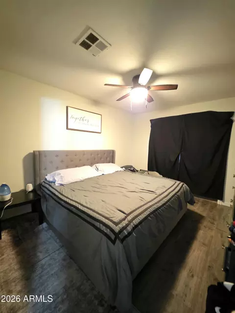 Bedroom - 8109 W Montecito Ave, Phoenix, AZ 85033 photo 2 of 5
