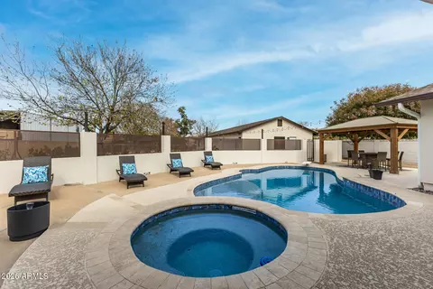Exterior - 338 E Harvard Ave, Gilbert, AZ 85234 photo 4 of 15