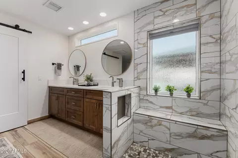 Bath - 338 E Harvard Ave, Gilbert, AZ 85234 photo 2 of 4