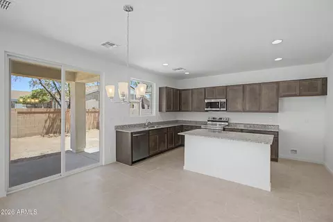 Kitchen - 10722 E Dragoon Cir, Mesa, AZ 85208 photo 1 of 6