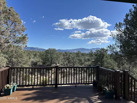 15555 S Middle Ridge Rd, Kirkland, AZ 86332