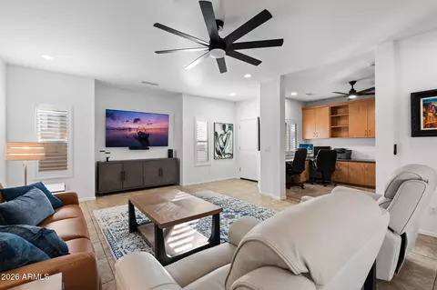 10152 E Knowles Ave, Mesa, AZ 85209