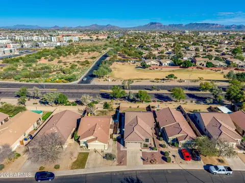 View/Area - 10152 E Knowles Ave, Mesa, AZ 85209 photo 6 of 9