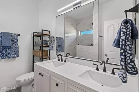 Bath - 10152 E Knowles Ave, Mesa, AZ 85209 photo 1 of 3