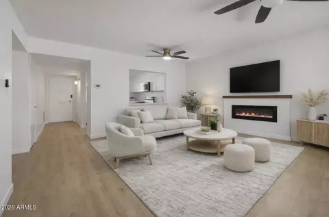 131 N Higley Rd #218, Mesa, AZ 85205