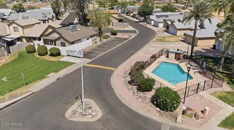 View/Area - 4175 E Pecan Rd, Phoenix, AZ 85040 photo 3 of 9