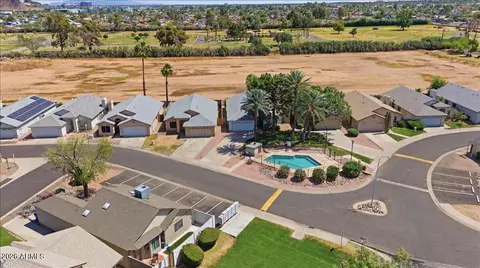 View/Area - 4175 E Pecan Rd, Phoenix, AZ 85040 photo 6 of 9