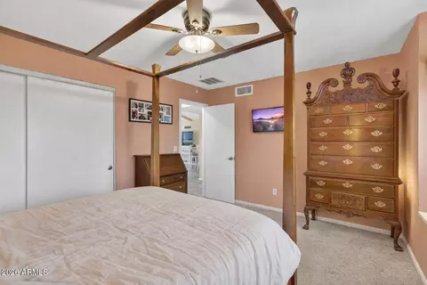 Bedroom - 4175 E Pecan Rd, Phoenix, AZ 85040 photo 2 of 5