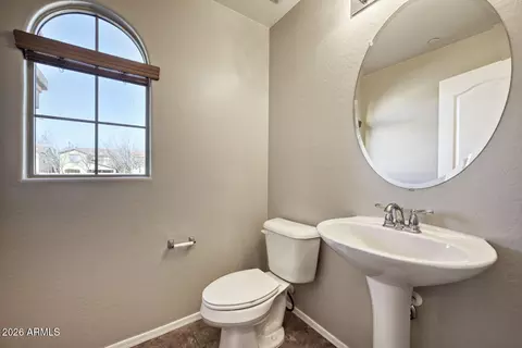 Bath - 2220 S Buckaroo Trl, Gilbert, AZ 85295 photo 1 of 2