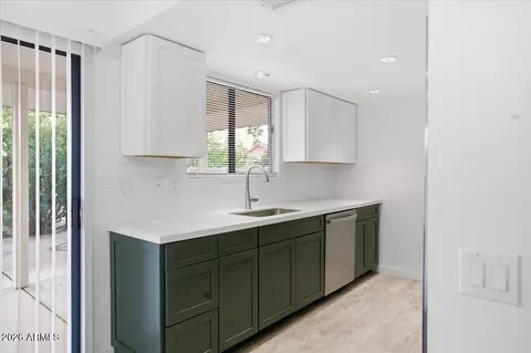 12432 W Fieldstone Dr, Sun City West, AZ 85375