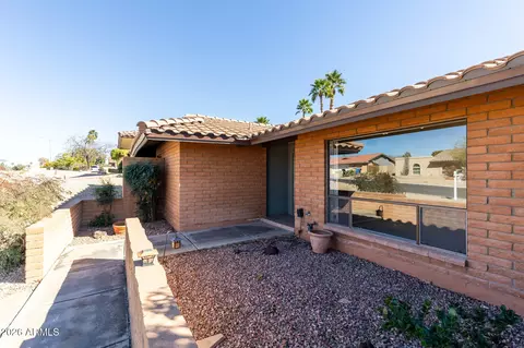 Exterior - 139 E Monte Cristo Ave, Phoenix, AZ 85022 photo 1 of 8