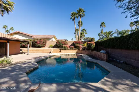 Exterior - 139 E Monte Cristo Ave, Phoenix, AZ 85022 photo 4 of 8