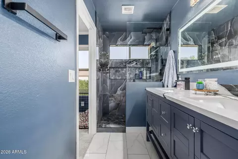 Bath - 2222 E Arabian Dr, Gilbert, AZ 85296 photo 4 of 4