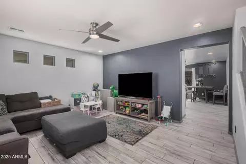 3739 W Carter Rd, Phoenix, AZ 85041 photo 6