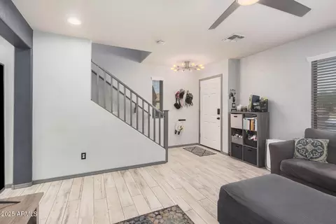 3739 W Carter Rd, Phoenix, AZ 85041 photo 4