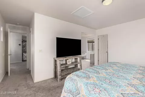 3739 W Carter Rd, Phoenix, AZ 85041 photo 10