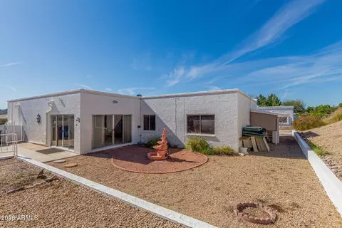 Exterior - 1302 E Rowlands Ln, Phoenix, AZ 85022 photo 7 of 9