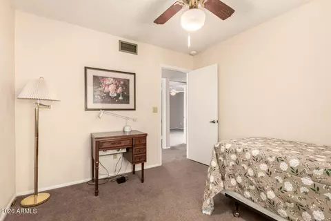 Bedroom - 1302 E Rowlands Ln, Phoenix, AZ 85022 photo 7 of 9