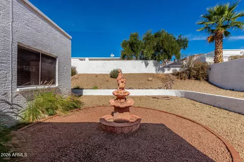 Exterior - 1302 E Rowlands Ln, Phoenix, AZ 85022 photo 9 of 9