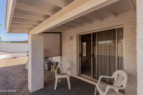 Exterior - 1302 E Rowlands Ln, Phoenix, AZ 85022 photo 5 of 9