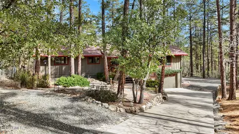 1085 N Madizell Dr, Prescott, AZ 86305