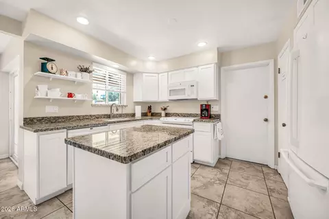 4143 E Beryl Ln, Phoenix, AZ 85028 photo 10