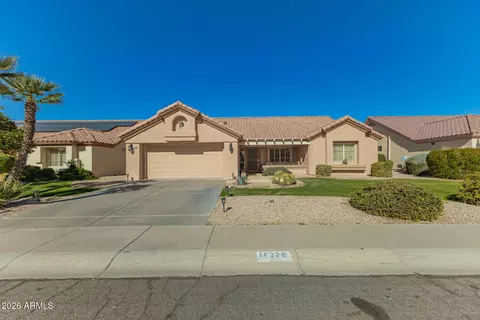 14228 W Circle Ridge Dr, Sun City West, AZ 85375