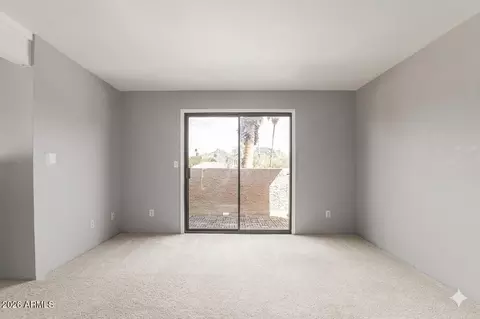 Living - 1930 E Linger Ln, Phoenix, AZ 85020 photo 4 of 4