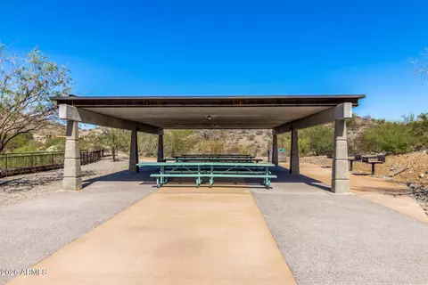 Exterior - 1930 E Linger Ln, Phoenix, AZ 85020 photo 15 of 21