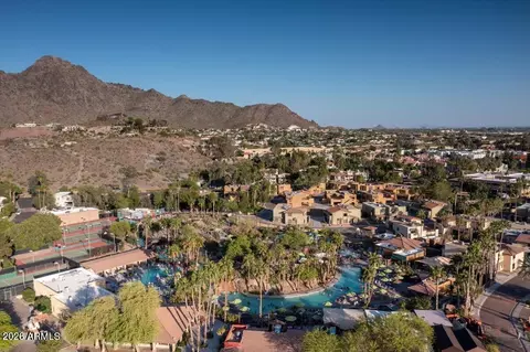 View/Area - 1930 E Linger Ln, Phoenix, AZ 85020 photo 10 of 10