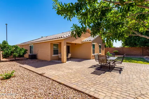 Exterior - 2053 E Saddlebrook Ct, Gilbert, AZ 85298 photo 3 of 6