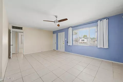 Living - 4230 N 16th Ave, Phoenix, AZ 85015 photo 3 of 3