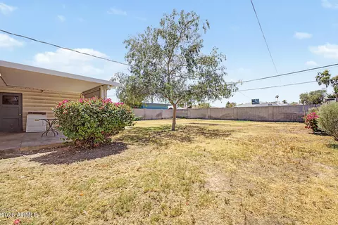 Exterior - 4230 N 16th Ave, Phoenix, AZ 85015 photo 2 of 4