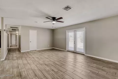 Living - 2952 N 53rd Dr, Phoenix, AZ 85031 photo 4 of 7