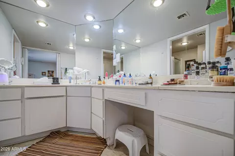 Bath - 5350 E Lindstrom Ln, Mesa, AZ 85215 photo 2 of 8