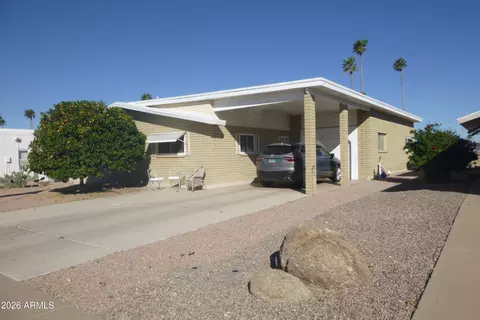5350 E Lindstrom Ln, Mesa, AZ 85215