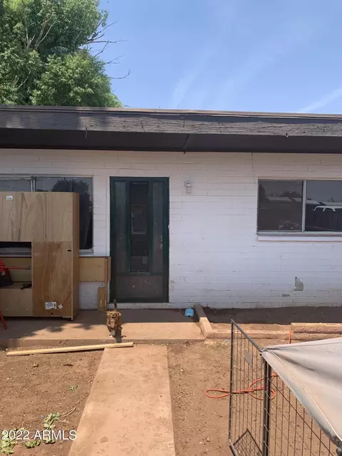 1710 Hill Rd, Holbrook, AZ 86025