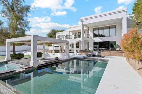 12233 S Running Bear Ct, Phoenix, AZ 85044