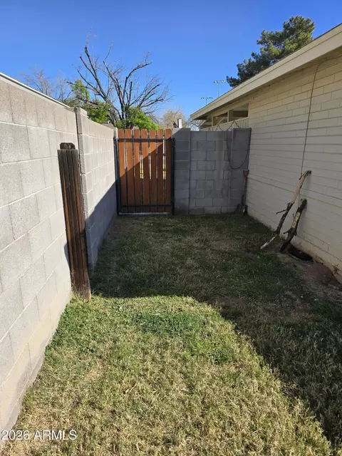 Exterior - 135 W Alice Ave, Phoenix, AZ 85021 photo 3 of 3