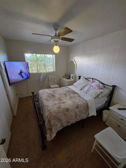 Bedroom - 135 W Alice Ave, Phoenix, AZ 85021 photo 1 of 4